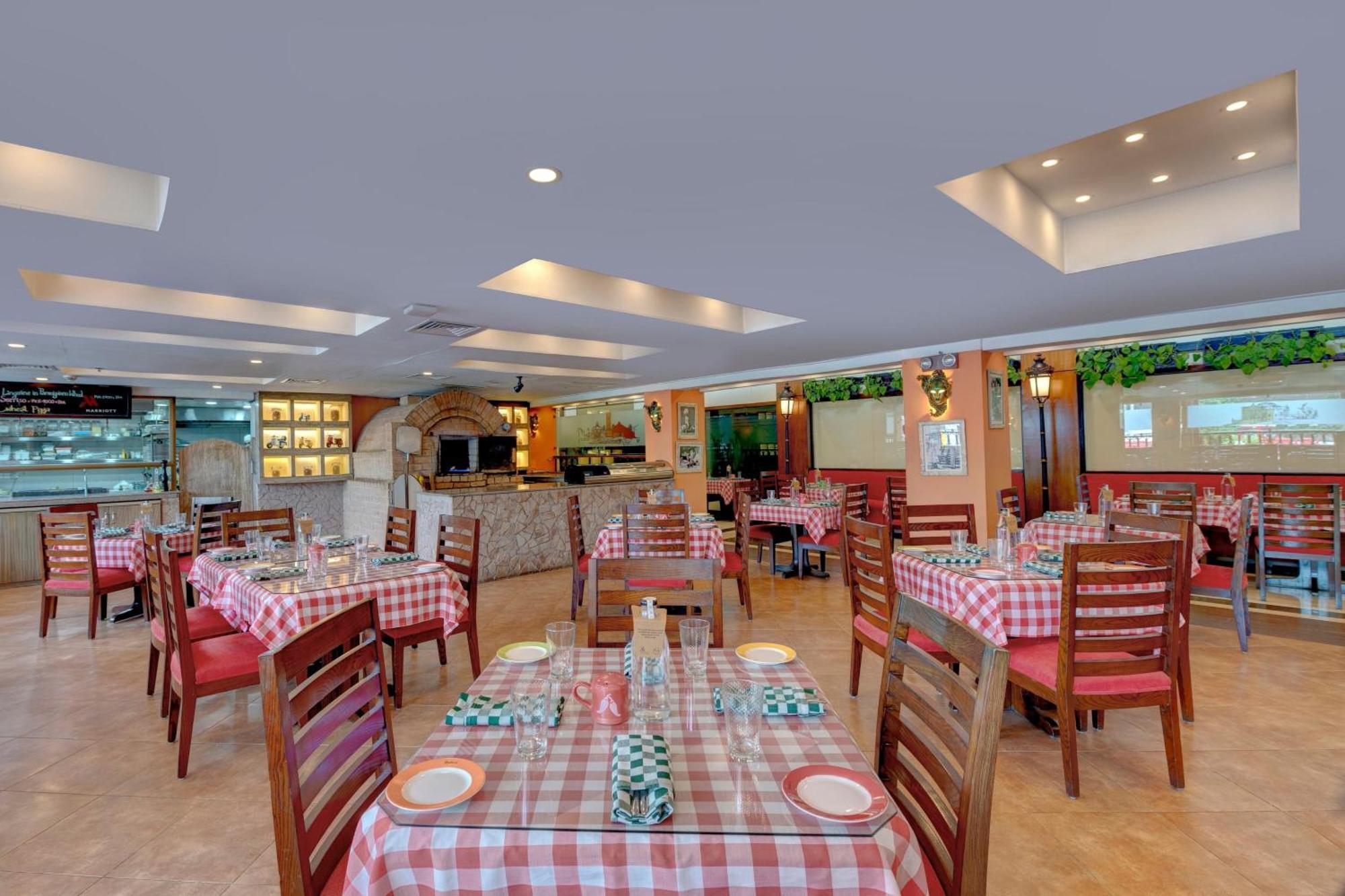 Islamabad Marriott Hotel Екстер'єр фото